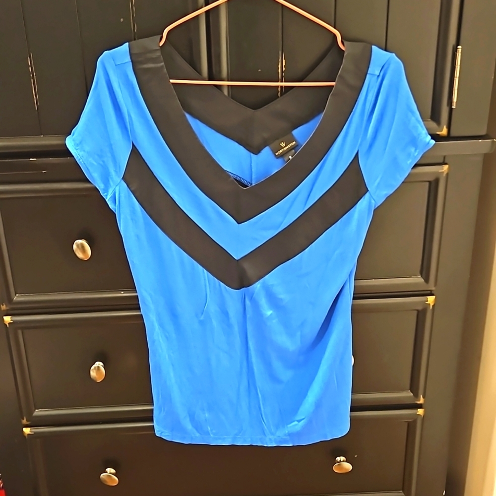 Worthington Blue and Black Short Sleeve V Neck Blouse